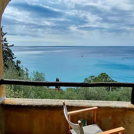 Il Carrubo Feriehus Finale Ligure