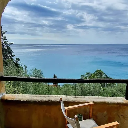 Il Carrubo * Finale Ligure