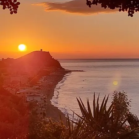 Il Carrubo * Finale Ligure